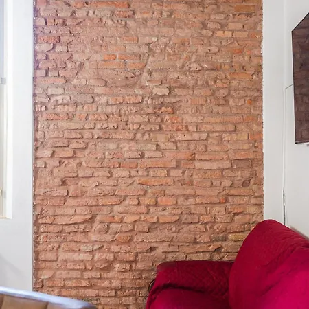 Very Near Piazza Mazzini 公寓 *