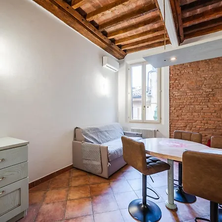 Very Near Piazza Mazzini *