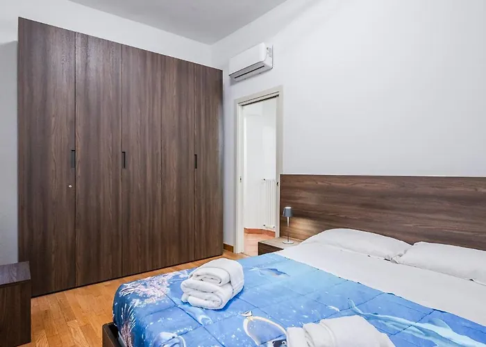 Very Near Piazza Mazzini Apartament *